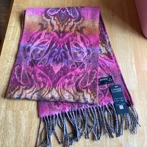 Coshmink acrylic scarf 62x11” new